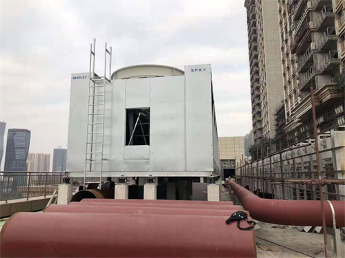 冷却塔底座用什么固定的